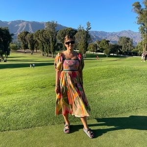 Colorful Farm dress , elegant and perfect for summer vacation or a summer party